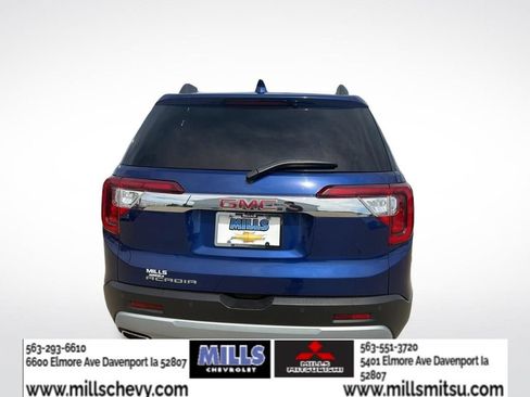 Used 2023 GMC Acadia SLT w/ Preferred Package FWD image 6