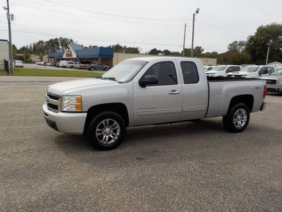 Used 2011 Chevrolet Silverado 1500 W/T w/ Skid Plate Package