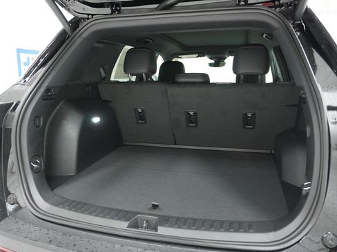 New 2026 Chevrolet Equinox ACTIV w/ Convenience Package III image 8