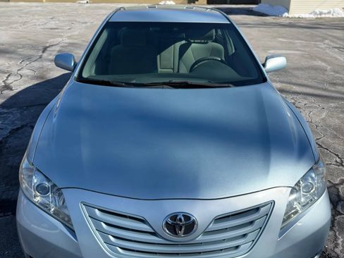 Used 2009 Toyota Camry LE image 3