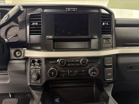 New 2026 Ford F250 XLT w/ FX4 Off-Road Package AWD/4WD image 21