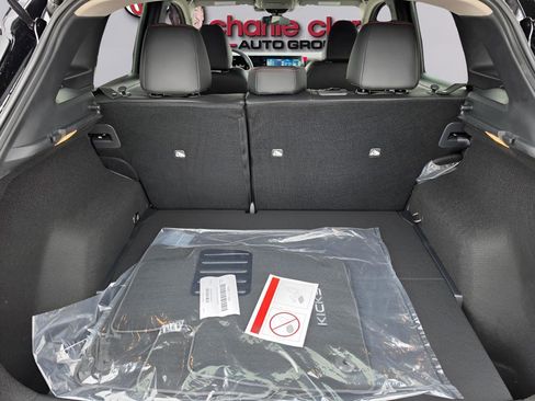 New 2026 Nissan Kicks SR FWD image 28