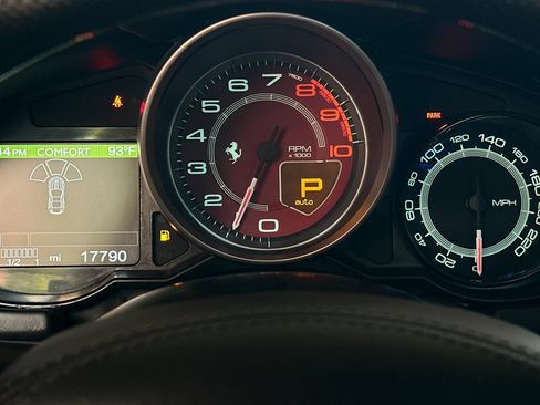 Used 2012 Ferrari California RWD image 31
