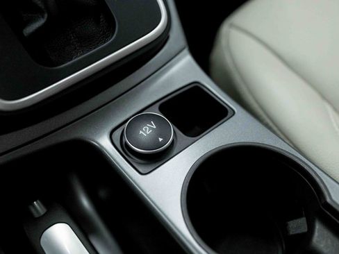 Used 2018 Ford C-MAX SE w/ Equipment Group 202A image 62