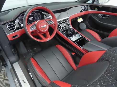 Used 2024 Bentley Continental GT S image 17
