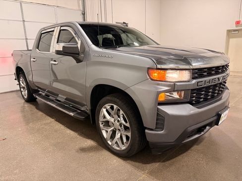Used 2021 Chevrolet Silverado 1500 Custom RWD image 3