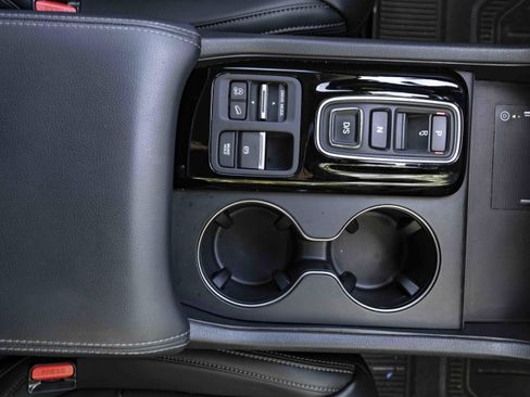 Used 2023 Honda Pilot EX-L image 28