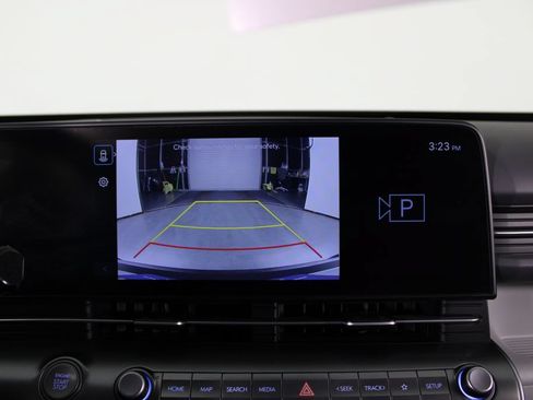 Certified 2024 Hyundai Kona SEL w/ Convenience Package FWD image 27