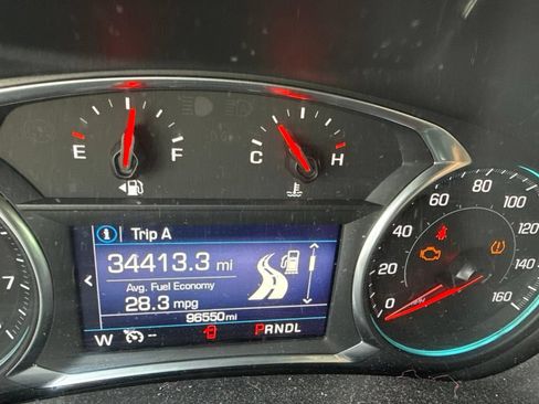 Used 2020 Chevrolet Equinox LT FWD image 7