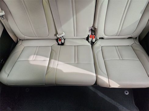 Used 2022 Jeep Wagoneer Series II image 35