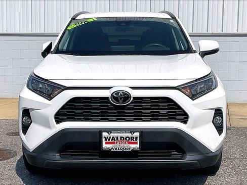 Used 2021 Toyota RAV4 XLE FWD image 3