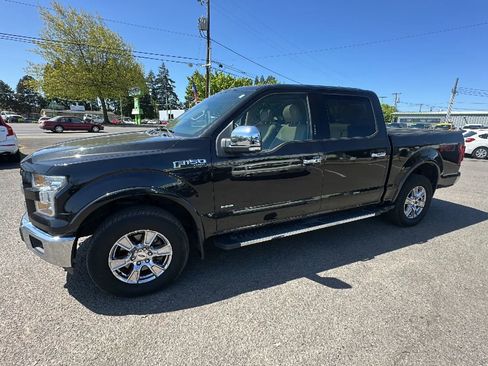 Used 2015 Ford F150 Lariat w/ Equipment Group 501A Mid image 7