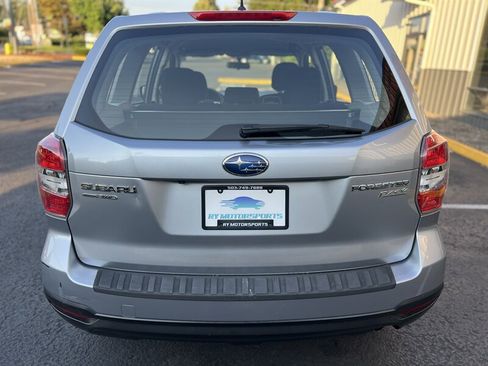 Used 2015 Subaru Forester 2.5i AWD/4WD image 4