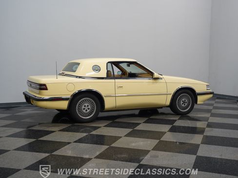 Used 1989 Chrysler TC by Maserati FWD image 13