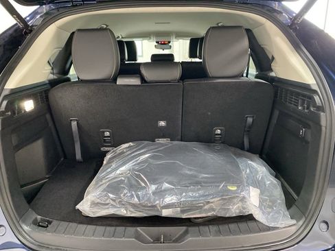 Certified 2025 MAZDA CX-90 3.3 Turbo w/ Select Package image 17