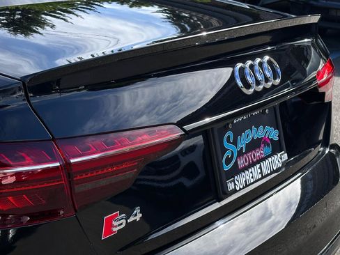 Used 2020 Audi S4 Premium Plus w/ Premium Plus Package AWD/4WD image 28