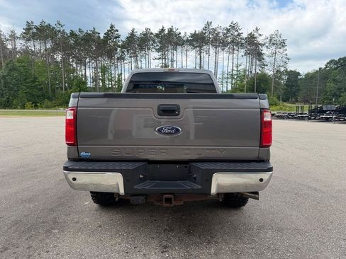 Used 2014 Ford F250 XLT w/ XLT Premium Package AWD/4WD image 5