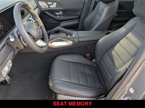 New 2026 Mercedes-Benz GLS 450 4MATIC image 13