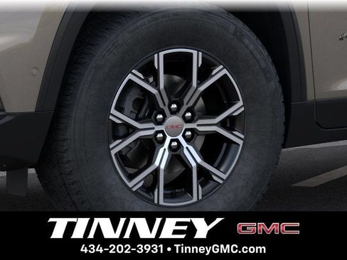 New 2026 GMC Acadia AT4 w/ Luxury Package AWD/4WD image 9