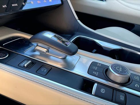 Used 2023 INFINITI QX60 Sensory w/ Vision Package image 15