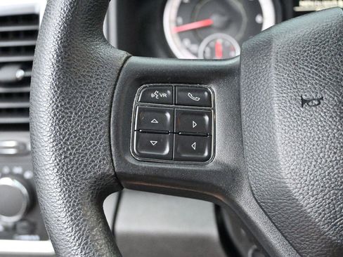 Used 2018 RAM 2500 SLT AWD/4WD image 16