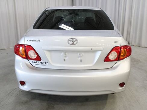 Used 2009 Toyota Corolla LE FWD image 25
