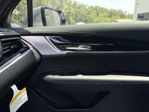New 2025 Cadillac XT6 Premium Luxury w/ Technology Package image 22