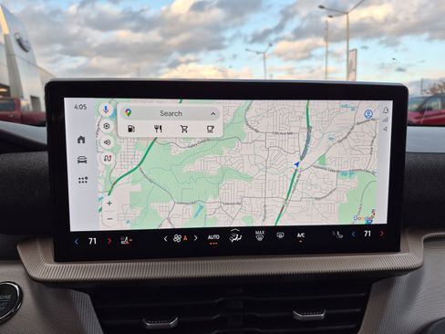 Used 2025 Ford Explorer Active w/ Active Comfort Package image 38