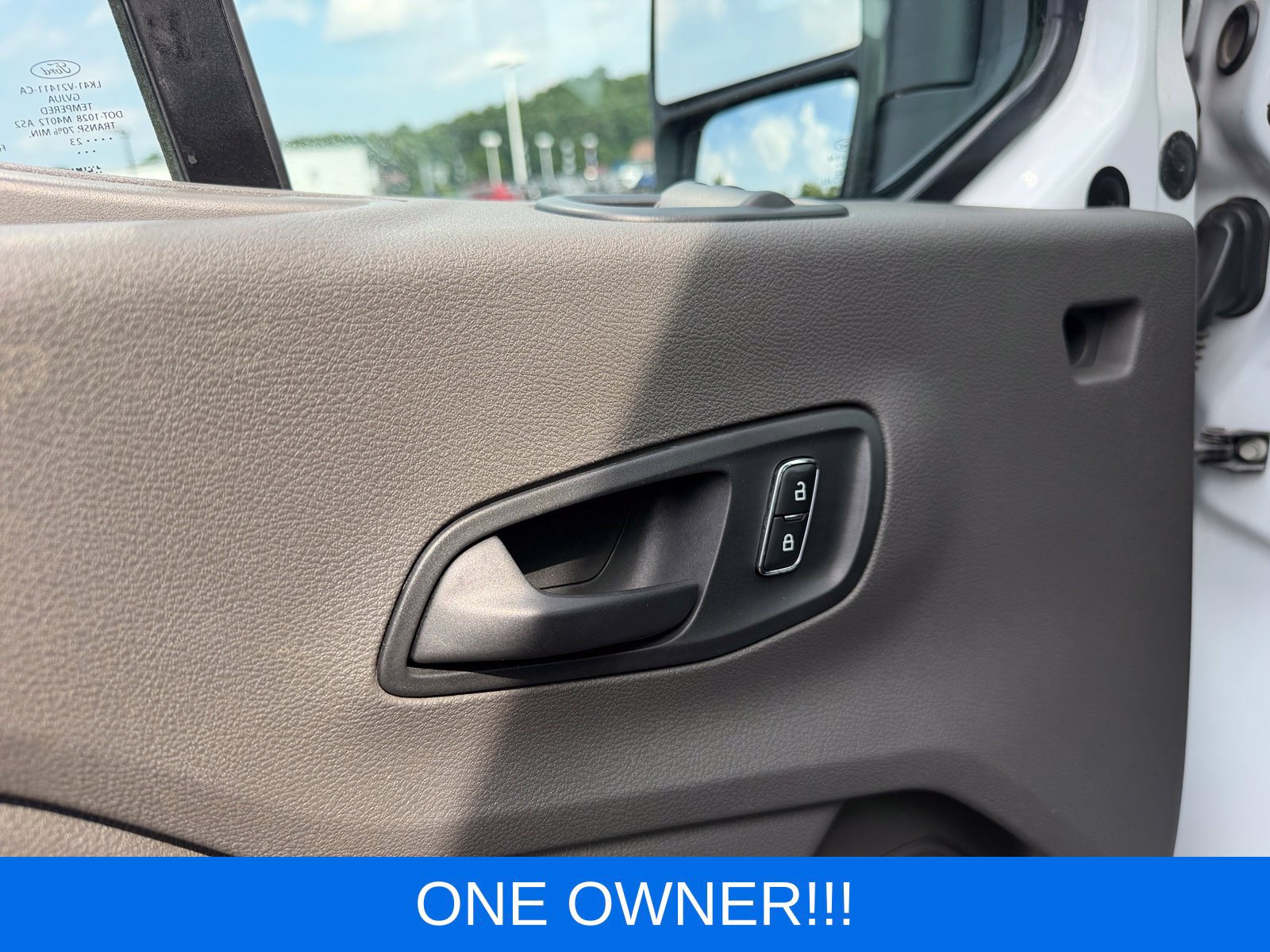 Used 2023 Ford Transit 350 XLT RWD image 12