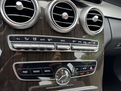 Used 2019 Mercedes-Benz C 300 Sedan image 35
