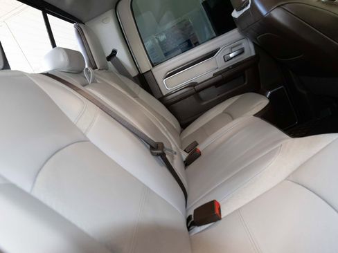 Used 2025 RAM 3500 Laramie image 16