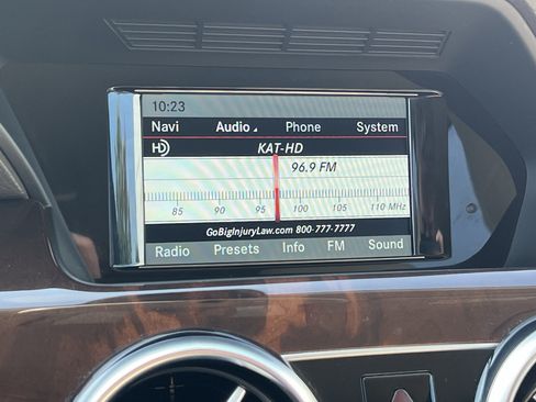 Used 2015 Mercedes-Benz GLK 350 2WD image 24