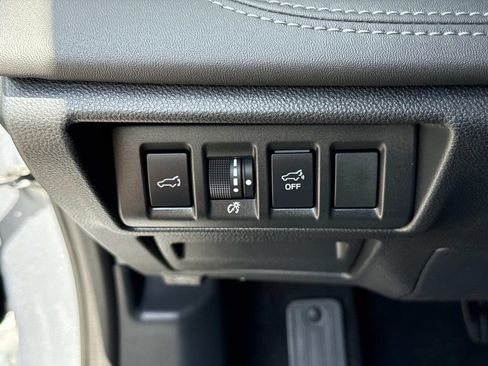 Certified 2025 Subaru Outback Limited w/ Popular Package #2 AWD/4WD image 43