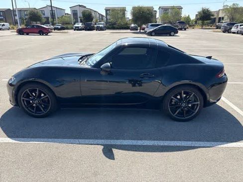 Used 2017 MAZDA MX-5 Miata RF Grand Touring RWD image 2