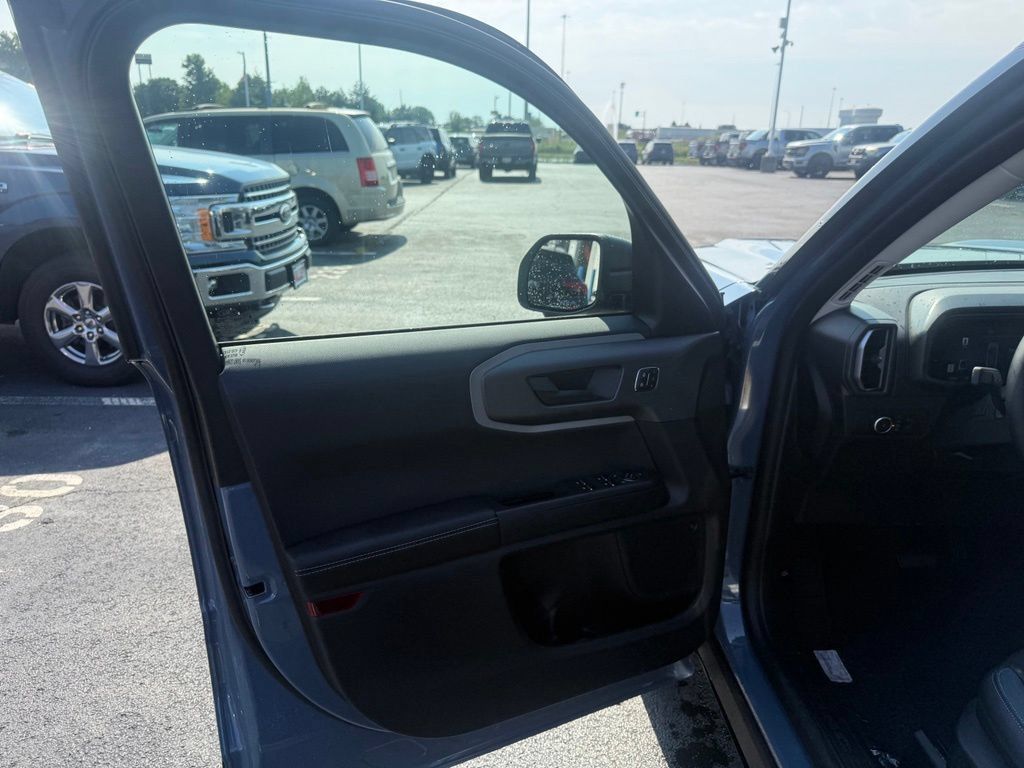 New 2026 Ford Bronco Sport Outer Banks w/ Outer Banks Tech Package+ AWD/4WD image 13