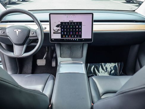 Used 2023 Tesla Model Y Long Range AWD/4WD image 7
