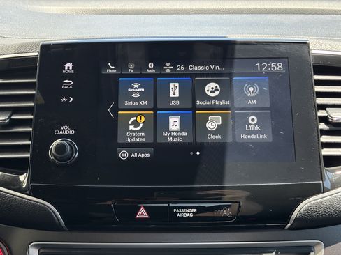 Used 2024 Honda Passport EX-L image 25