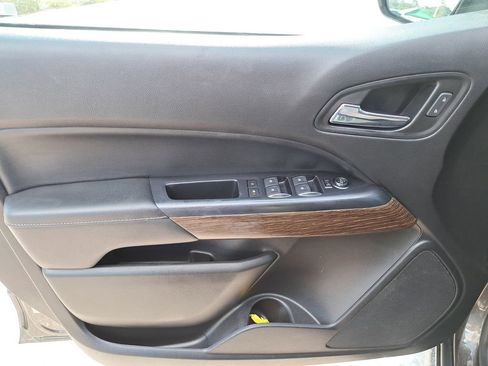 Used 2020 GMC Canyon Denali image 13