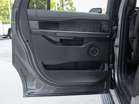 Used 2020 Ford Expedition Max Limited w/ Equipment Group 301A RWD image 32