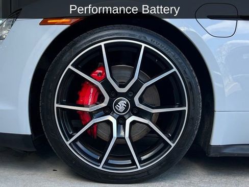 Used 2023 Porsche Taycan 4S w/ Premium Package image 4