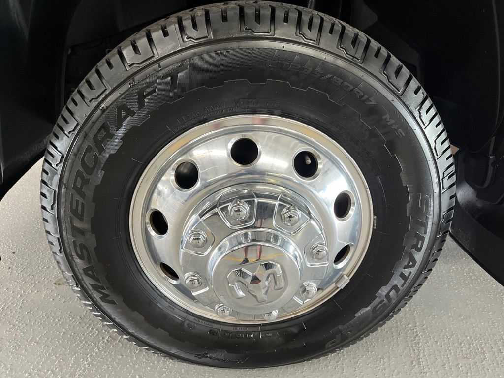 Used 2021 RAM 3500 Limited AWD/4WD image 5