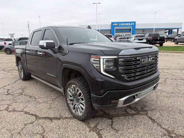 Used 2024 GMC Sierra 1500 Denali Ultimate AWD/4WD image 2
