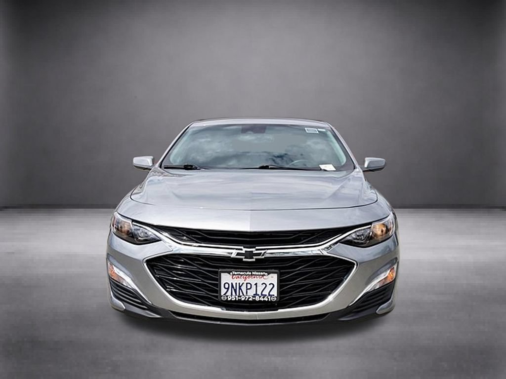 Used 2025 Chevrolet Malibu RS FWD image 11