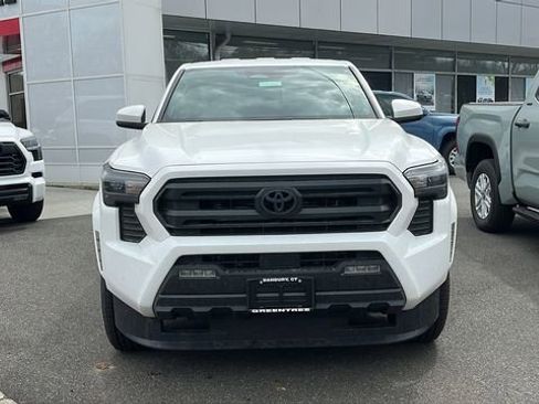 New 2026 Toyota Tacoma SR5 AWD/4WD image 2