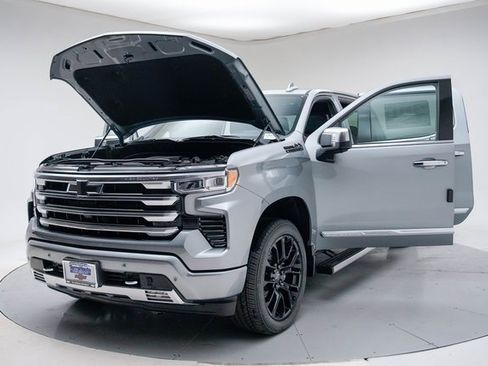 New 2026 Chevrolet Silverado 1500 High Country image 18