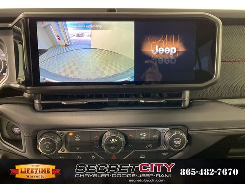 New 2026 Jeep Wrangler Unlimited Rubicon w/ Steel Bumper Group image 22