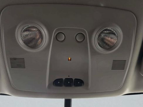 Used 2011 Buick Enclave CX FWD image 30