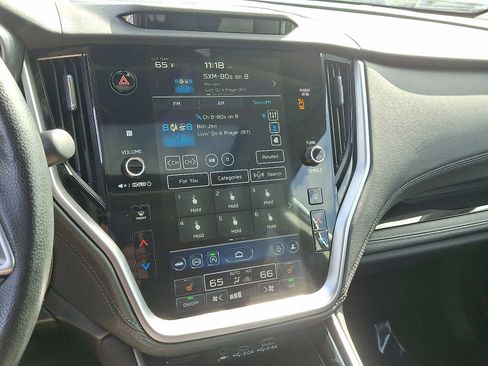 Used 2023 Subaru Outback Limited image 18