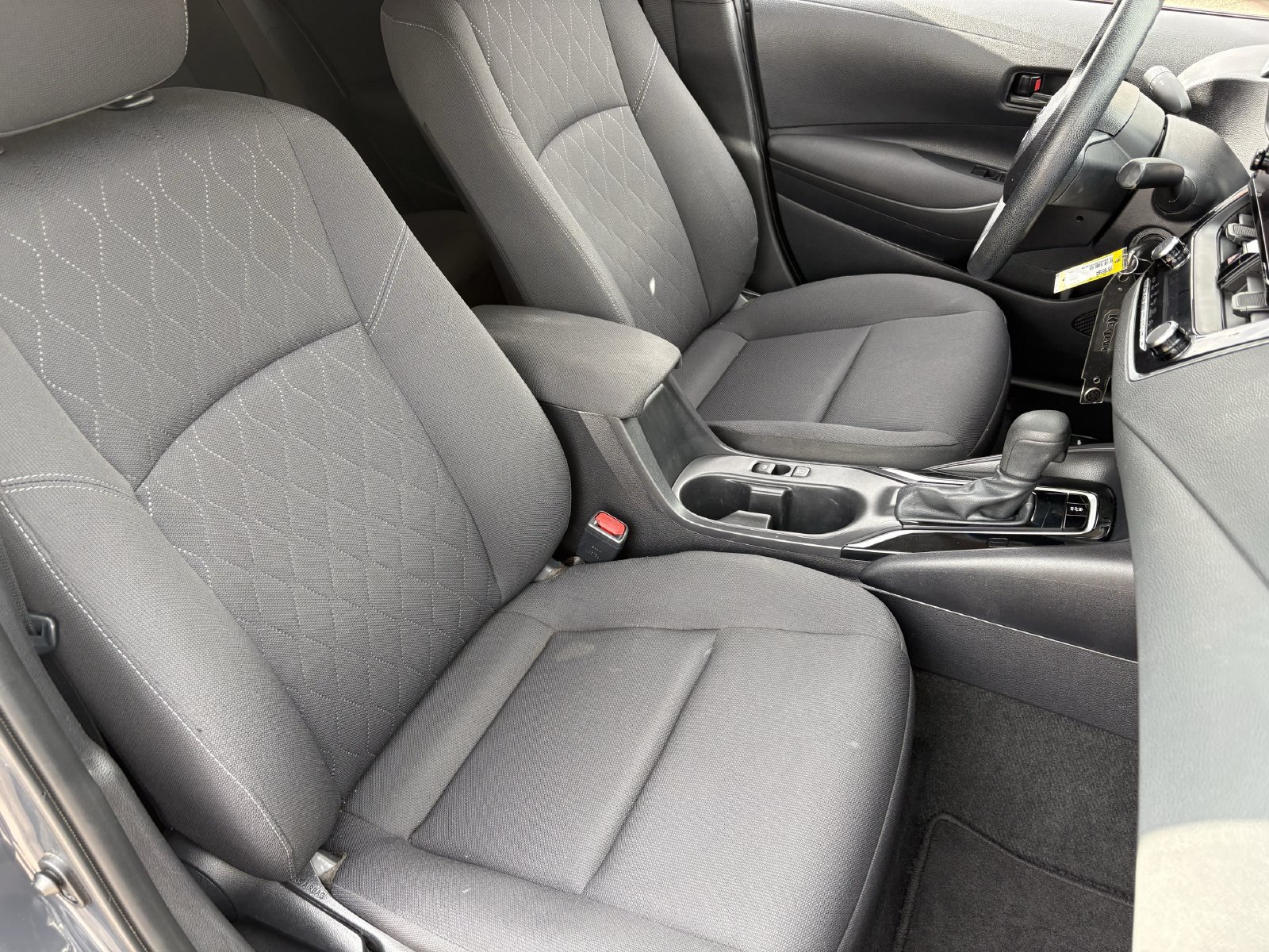 Used 2024 Toyota Corolla LE FWD image 13