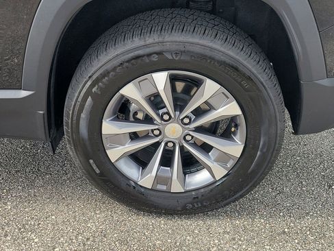 Used 2026 Chevrolet Equinox LT FWD image 5